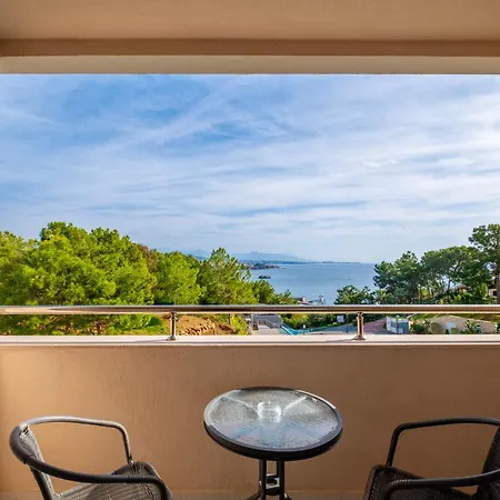 A Good Life Utopia Family Hotell 5*