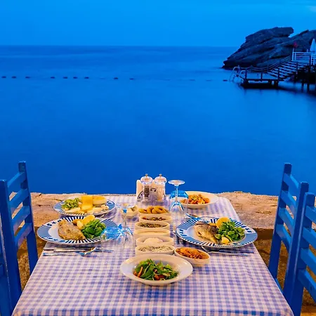 A Good Life Utopia Family Hotell
